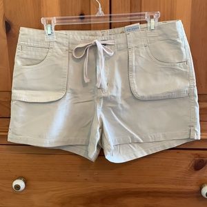 NWT Arizona Shorts • Juniors Size 11
